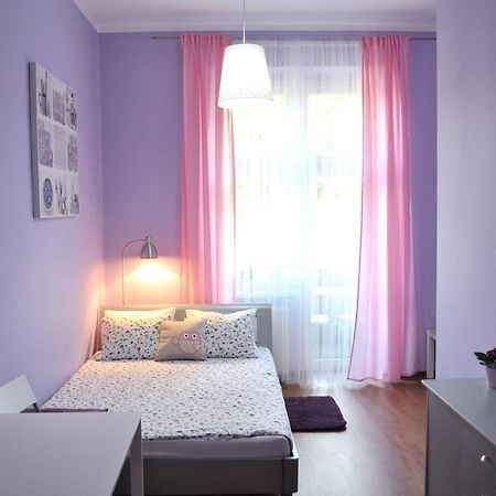 Happy House Hostel Poznan Room photo