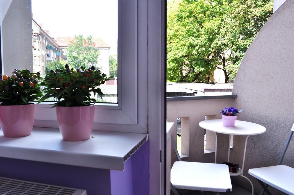 Happy House Hostel Poznan Room photo